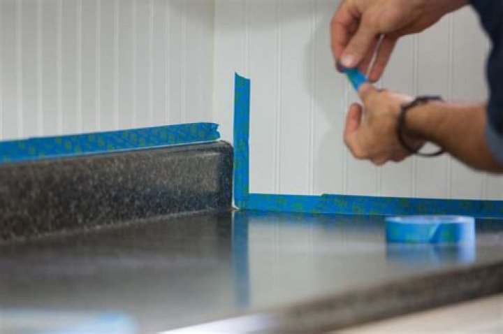 How to paint laminate countertops